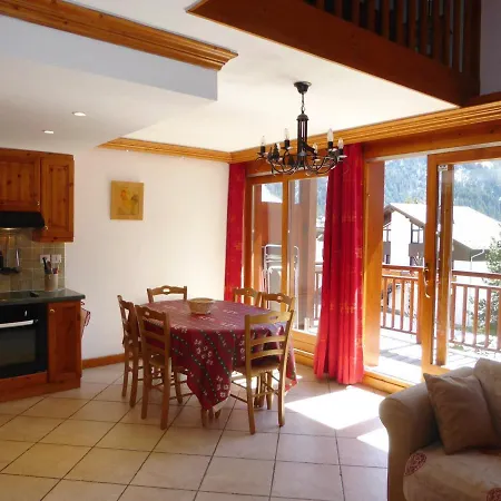 Duplex Mezzanine 6 Pers. Avec Grand Balcon Et Garage A 400m Des Commerces Et Telepherique - Fr-1-464-36 Apartamento *